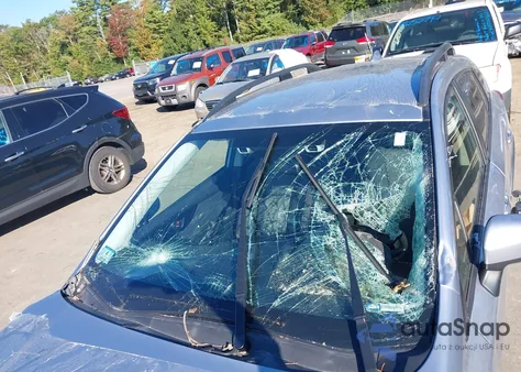 2020 Subaru Crosstrek Premium z USA, uszkodzony, nr VIN JF2GTAPC4L8232619